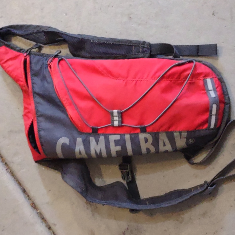 Camelbak Red Hydrobak Backpack Hiking Outdoor Racing Water Pack